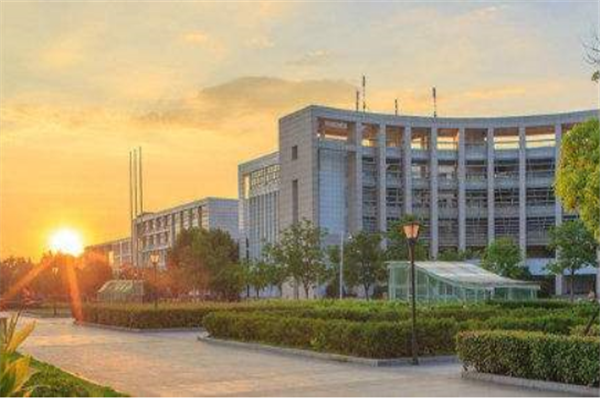 武汉211大学有哪些？2019武汉211大学名单排名榜 (7所)