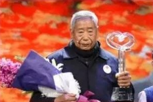 2015感动中国十大人物,女排主教练郎平上榜(附视频)